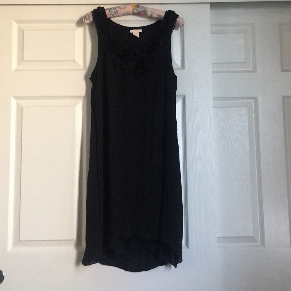 XL Rose detailed black dress